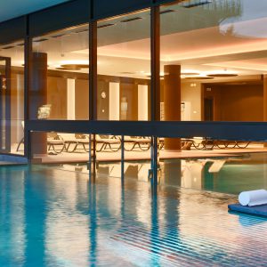 Porte automatiche per piscine, Hotel Cristal