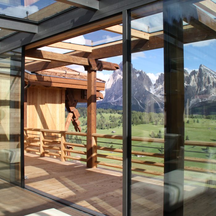 Glass and metal structure, Adler Mountain Lodge